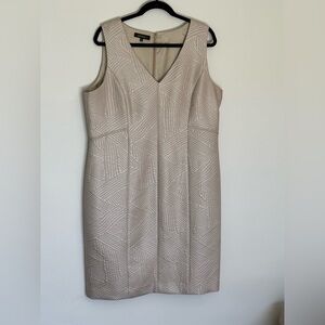 Lafayette 148 Elegant Cream Sleeveless Dress